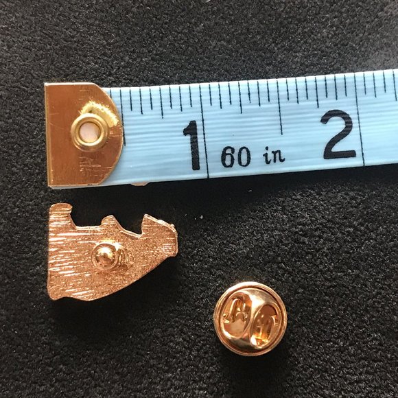 ORIGAMI Bear Collectible Enamel Pin NEW! 576x3 - Picture 3 of 3